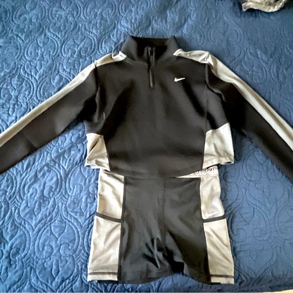 Nike Pro Matching Set - Picture 1 of 5